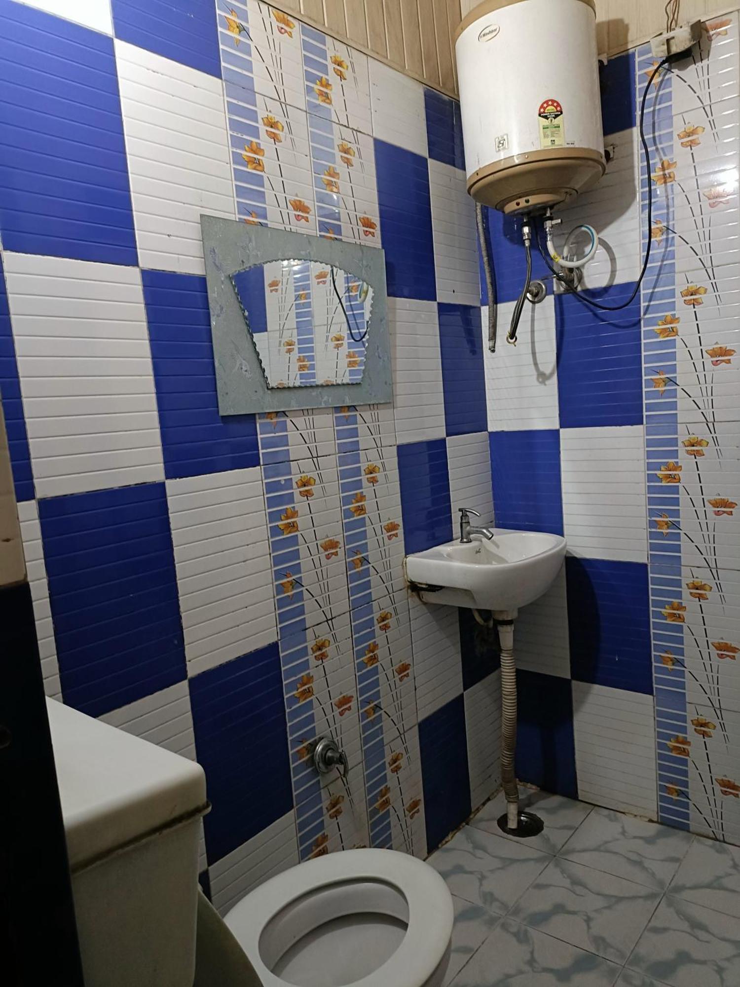 Triple Room,1553017684:JPEG